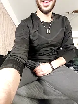 Snapshot of Levi_Latino chatting on 11-29-25, 05:27 Levi Latino online show from 11-29-25, 05:27