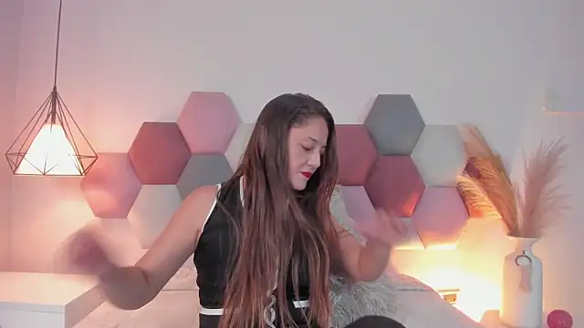 EloiseQuinn online show from 11-04-25, 06:18