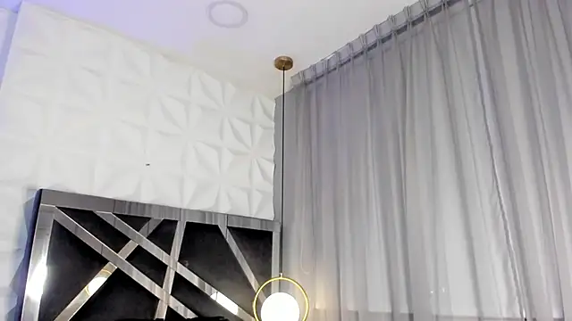 MAGIC AURORAA online show from 02-13-25, 03:24