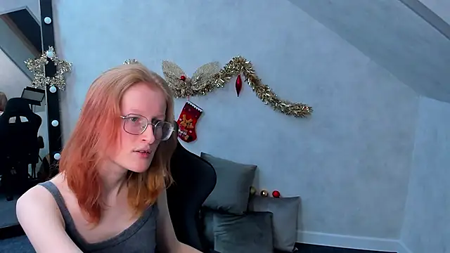 Snapshot of ElizabethHarpper chatting on 01-14-25, 11:42 ElizabethHarpper online show from 01-14-25, 11:42