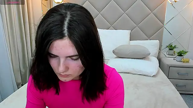 CharlotteMitchell online show from 02-08-25, 02:05