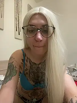 Bunny-xiel online show from 02-03-25, 10:43