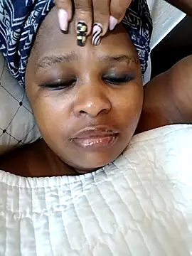 SexyLadyBoosxx online show from 10-24-25, 07:38