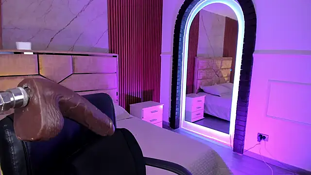 Snapshot of daniiphoeniixx chatting on 11-07-25, 07:36 daniiphoeniixx online show from 11-07-25, 07:36