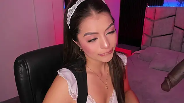 Snapshot of daniiphoeniixx chatting on 11-20-25, 07:46 daniiphoeniixx online show from 11-20-25, 07:46