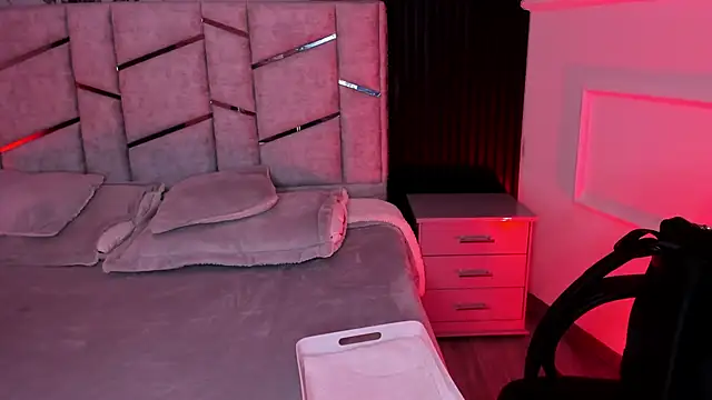 Snapshot of daniiphoeniixx chatting on 12-02-25, 07:53 daniiphoeniixx online show from 12-02-25, 07:53