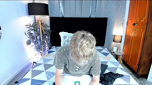 Brian-Ausslos online show from 01-19-25, 04:54