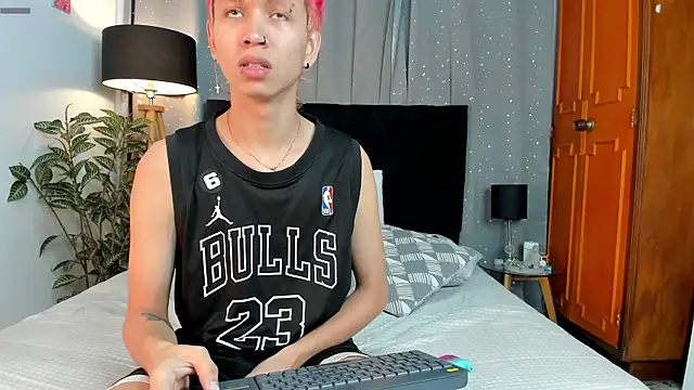 Brian-Ausslos online show from 03-18-25, 04:47