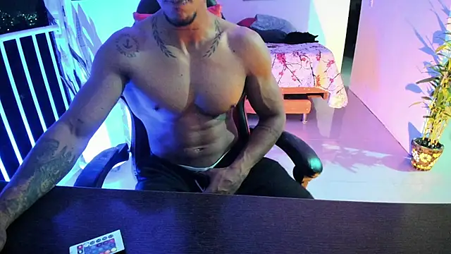 Adam Valenciia online show from 10-25-25, 04:09