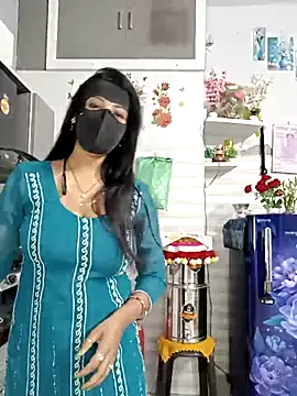 Best-Couple online show from 04-13-26, 03:01