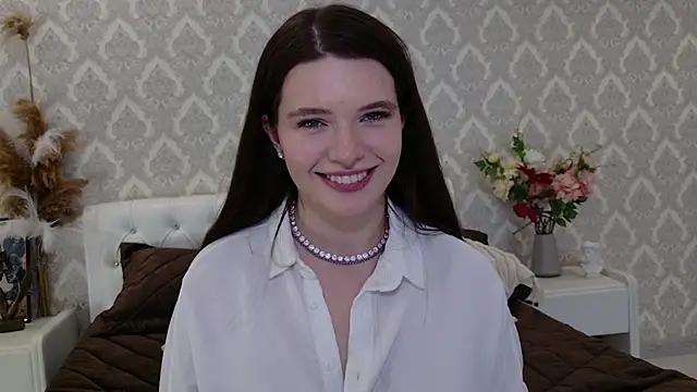 Nellie Medina online show from 01-13-25, 03:56