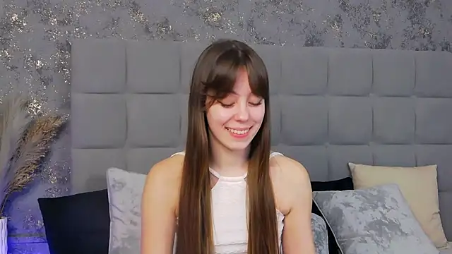 Snapshot of TheEmma chatting on 02-01-25, 12:37 TheEmma online show from 02-01-25, 12:37