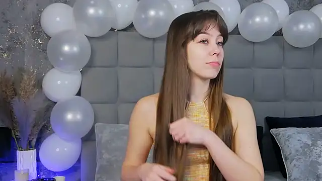 Snapshot of TheEmma chatting on 02-10-25, 07:58 TheEmma online show from 02-10-25, 07:58