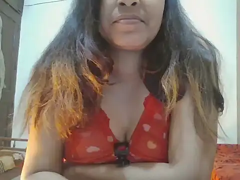 Snapshot of Hot-shanvi chatting on 02-01-25, 09:54 Hot-shanvi online show from 02-01-25, 09:54