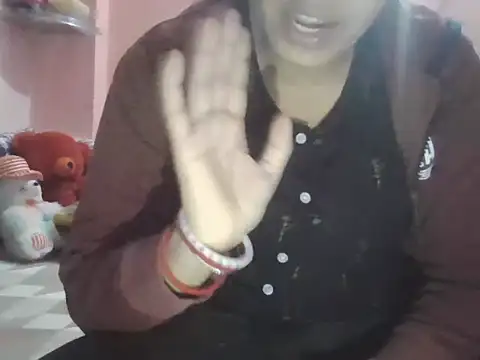 Hot-shanvi online show from 11-17-25, 03:34