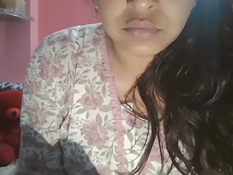 Hot-shanvi online show from 04-11-26, 11:47