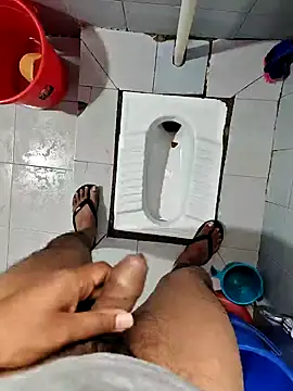 Snapshot of Whitehouse01 chatting on 01-06-25, 05:19 Whitehouse01 online show from 01-06-25, 05:19