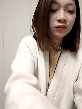 Snapshot of stutuya_20 chatting on 12-28-24, 12:45 stutuya 20 online show from 12-28-24, 12:45