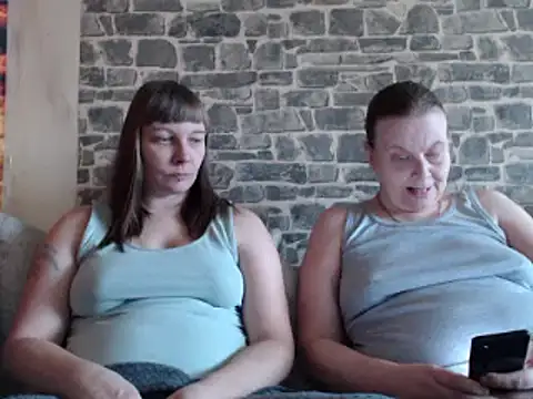 Snapshot of Sweet_Phoenix chatting on 01-12-25, 09:40 Sweet Phoenix online show from 01-12-25, 09:40