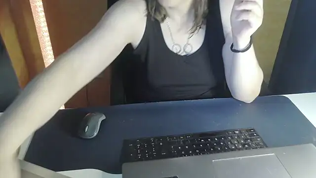 Sweet Phoenix online show from 06-09-26, 07:42