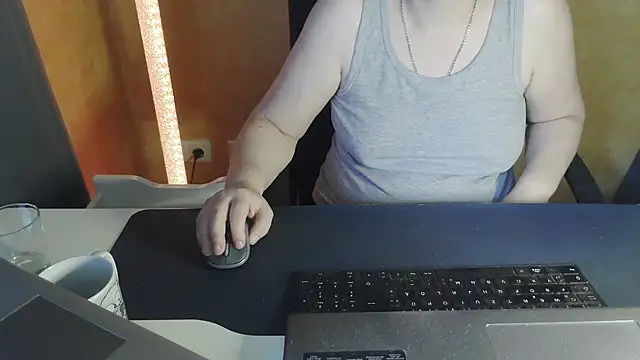 Sweet Phoenix online show from 06-25-26, 06:51