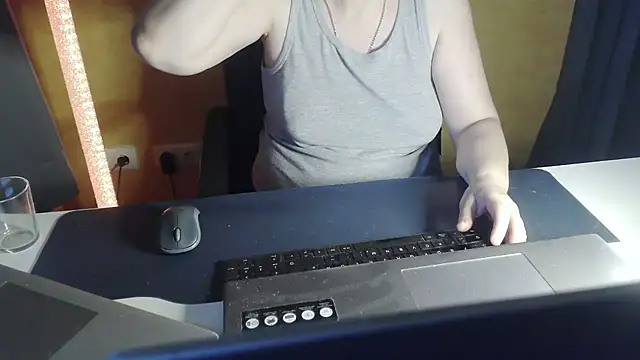 Sweet Phoenix online show from 06-25-26, 07:07