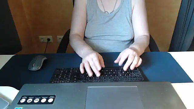 Sweet Phoenix online show from 07-18-26, 07:34