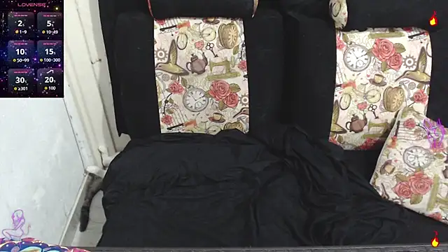 Snapshot of alice_angelfetish chatting on 03-11-26, 11:22 alice angelfetish online show from 03-11-26, 11:22