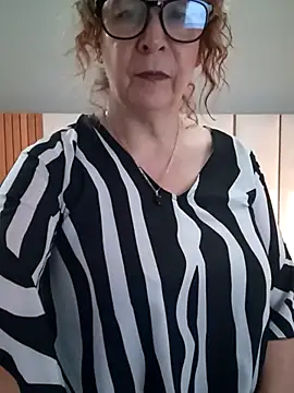 Snapshot of milchanel chatting on 02-24-25, 10:36 milchanel online show from 02-24-25, 10:36