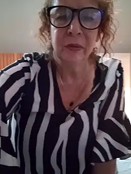 Snapshot of milchanel chatting on 02-25-25, 04:14 milchanel online show from 02-25-25, 04:14