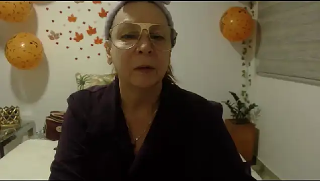 Snapshot of milchanel chatting on 10-16-25, 11:39 milchanel online show from 10-16-25, 11:39