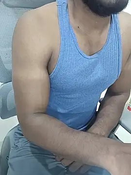 hot boy dic online show from 03-30-26, 11:11