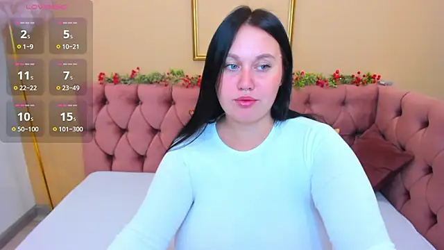 Snapshot of GloriaBates chatting on 12-03-25, 12:51 GloriaBates online show from 12-03-25, 12:51