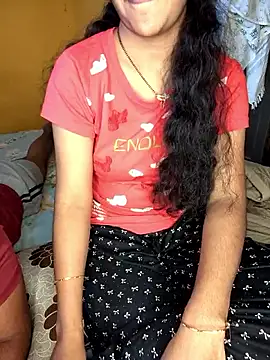 lovelygirl4567 online show from 10-11-25, 08:57