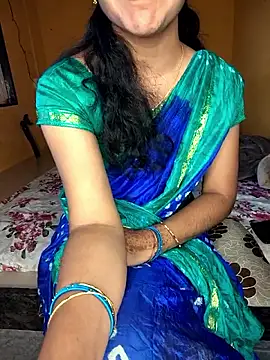 lovelygirl4567 online show from 10-21-25, 06:14