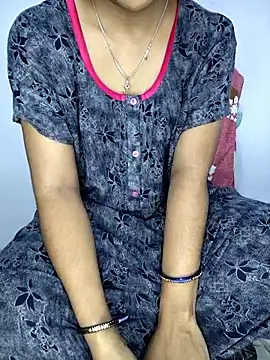 lovelygirl4567 online show from 04-21-26, 05:28