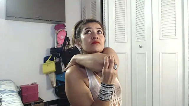 CamilaLix online show from 02-28-25, 12:21