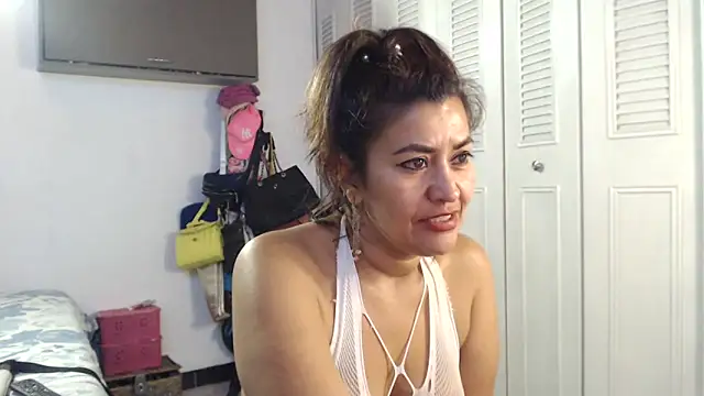 CamilaLix online show from 02-28-25, 03:26