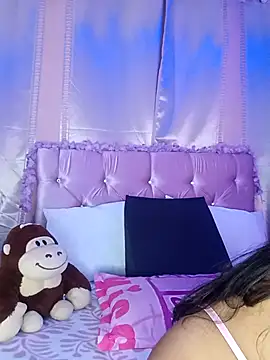 Snapshot of PaulaOrtiz_1 chatting on 03-07-25, 02:45 PaulaOrtiz 1 online show from 03-07-25, 02:45