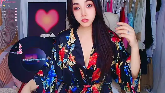 xiaotiantian-76 online show from 11-15-25, 12:13