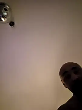 Snapshot of Insaneman1 chatting on 11-28-25, 12:46 Insaneman1 online show from 11-28-25, 12:46