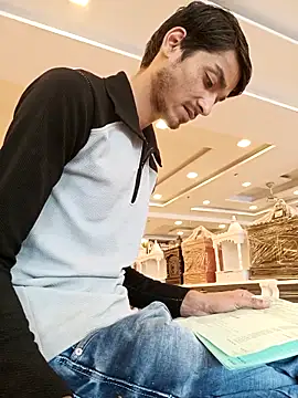 Tarun 0026 online show from 10-13-25, 05:51