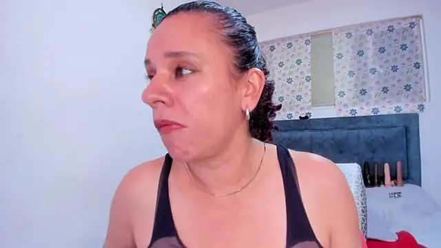 sofi saliva2511 online show from 07-01-26, 06:18