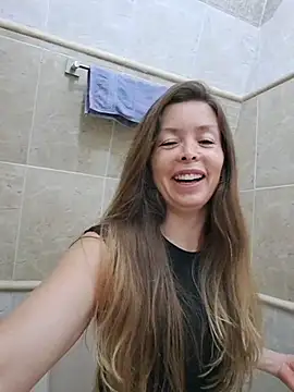 karina warthon online show from 03-22-26, 05:38