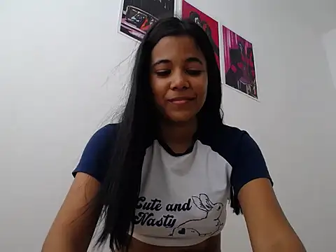 Snapshot of kathypiercee chatting on 09-11-25, 06:30 kathypiercee online show from 09-11-25, 06:30