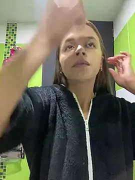 Amys online show from 02-18-25, 04:15