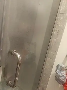 Looking4Jerries online show from 12-21-25, 04:19