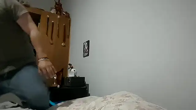 shaggy696909 online show from 02-12-25, 04:12