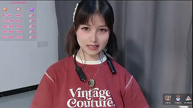 Lucky-xiuxiu online show from 10-11-25, 04:27