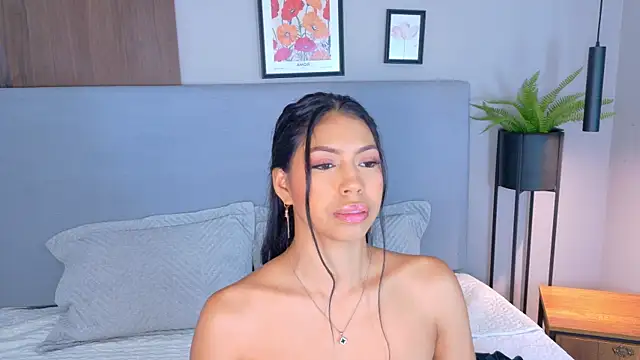 AbieHills online show from 05-08-26, 12:21